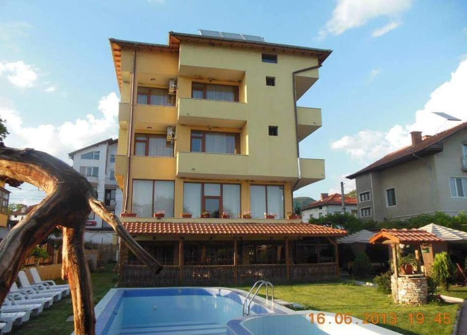 Sharkov Family Hotel Ognyanovo  Εξωτερικό φωτογραφία