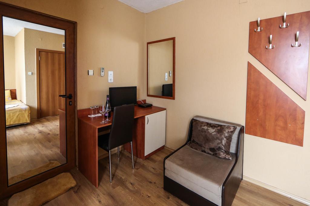 Sharkov Family Hotel Ognyanovo  Εξωτερικό φωτογραφία